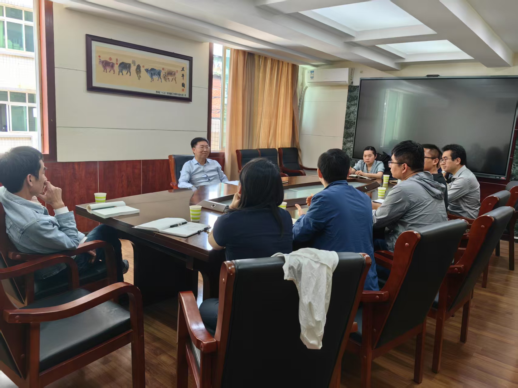 贵州省社会科学院党委书记黄朝椿到法律研究所调研座谈